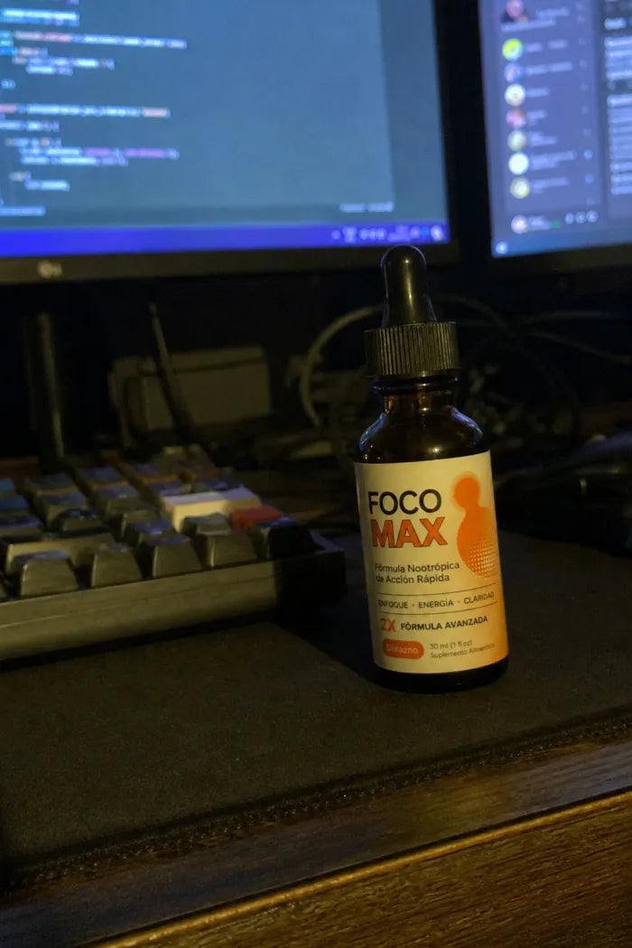 FOCO MAX junto al teclado
